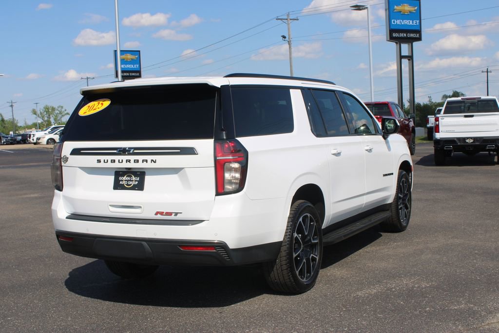 Used 2021 Chevrolet Suburban RST image 9