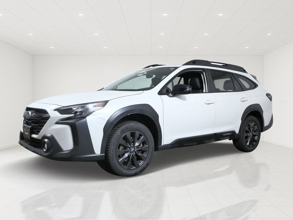 Used 2025 Subaru Outback Onyx Edition AWD/4WD image 2