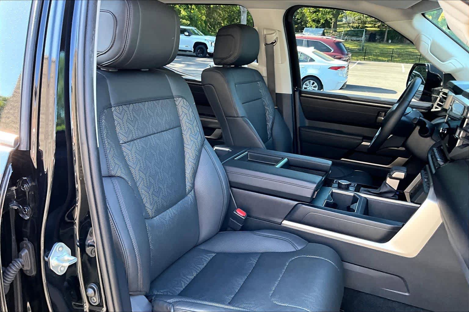 Used 2023 Toyota Tundra SR5 w/ SR5 Premium Package AWD/4WD image 9