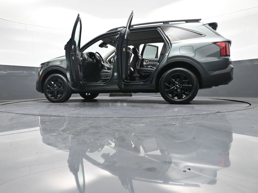 Certified 2023 Kia Sorento S w/ Panoramic Sunroof Package image 50