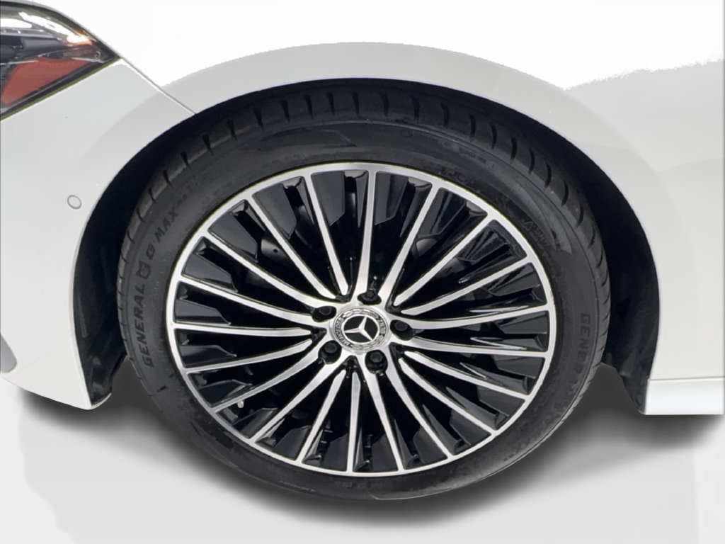 Used 2025 Mercedes-Benz CLE 300 4MATIC Coupe w/ AMG Line image 15