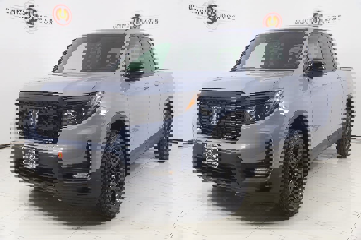 Used 2025 Honda Ridgeline Black Edition image 5