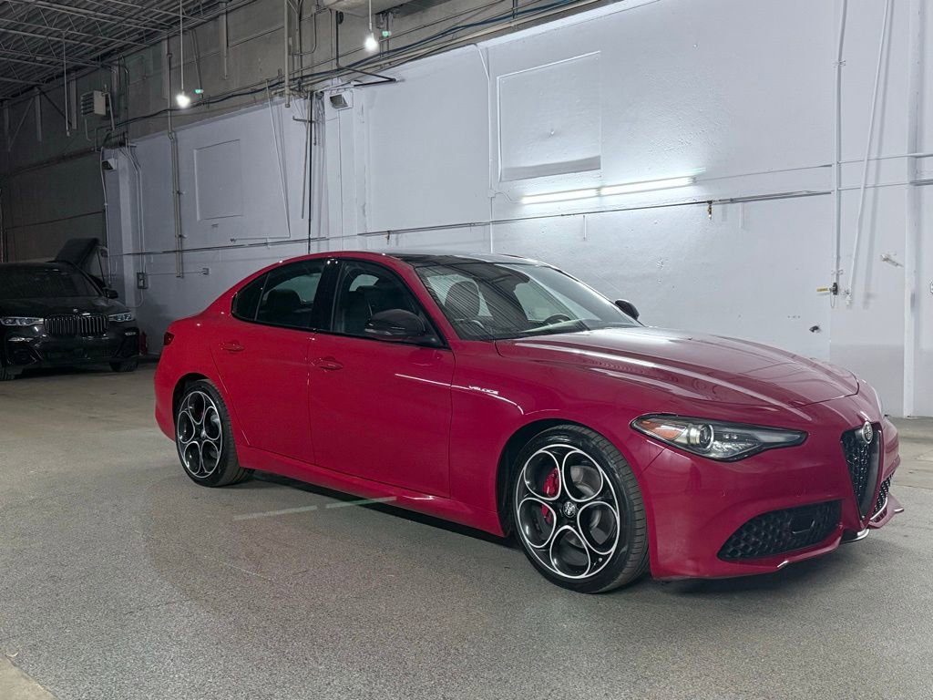 Used 2022 Alfa Romeo Giulia Veloce image 4