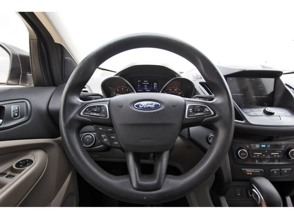 Used 2019 Ford Escape SE FWD image 14