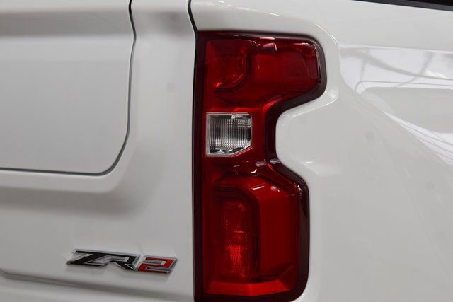 New 2026 Chevrolet Silverado 1500 ZR2 AWD/4WD image 23
