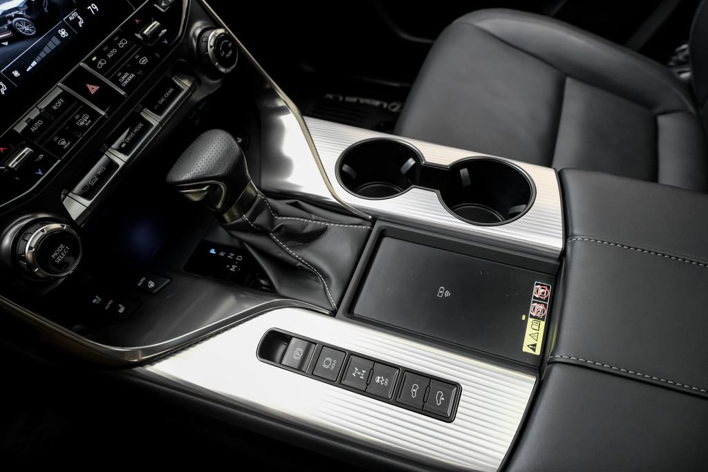 Used 2024 Lexus LX 600 F Sport AWD/4WD image 28