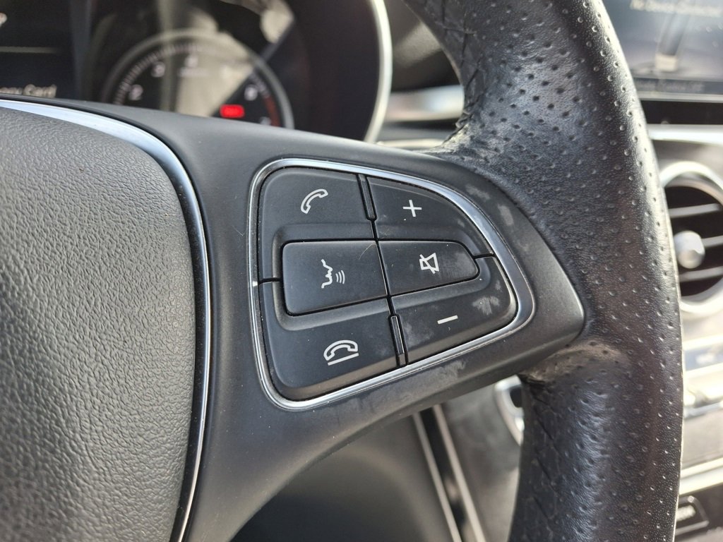 Used 2018 Mercedes-Benz GLC 300 4MATIC image 20