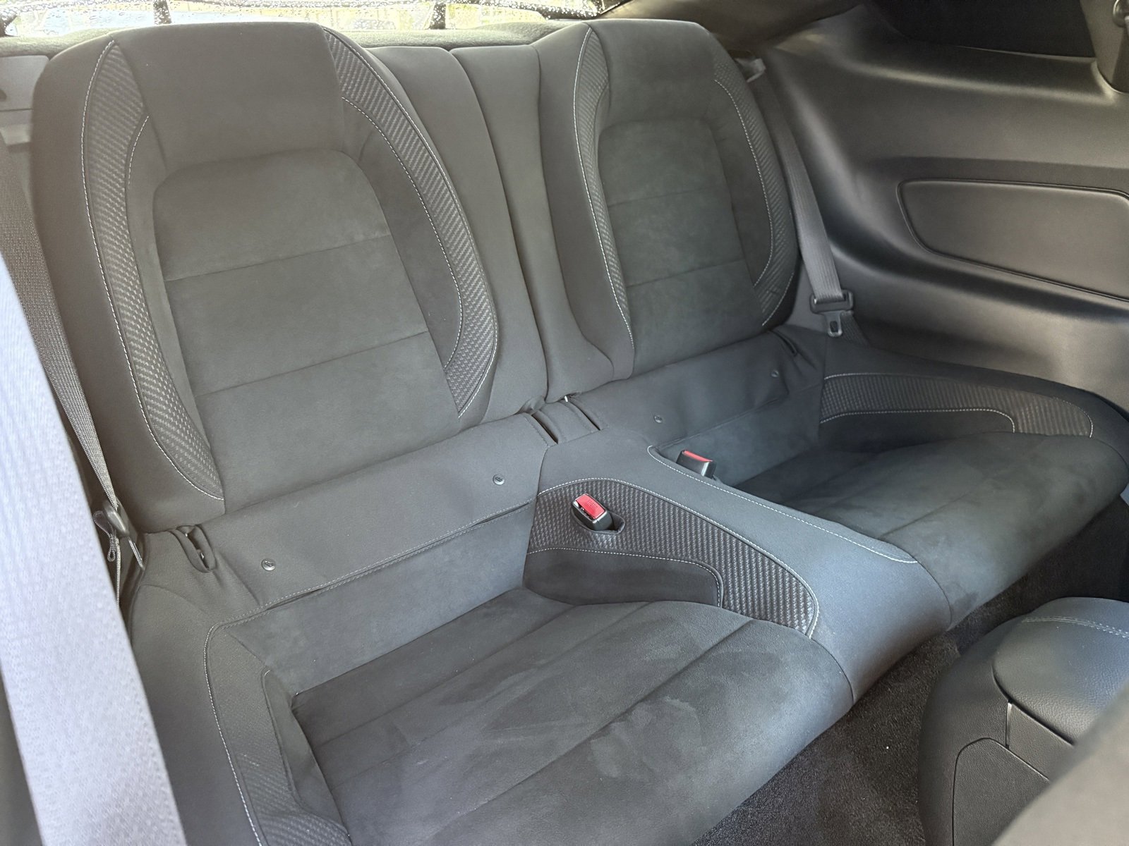 Used 2016 Ford Mustang Shelby GT350 w/ Track Package image 39