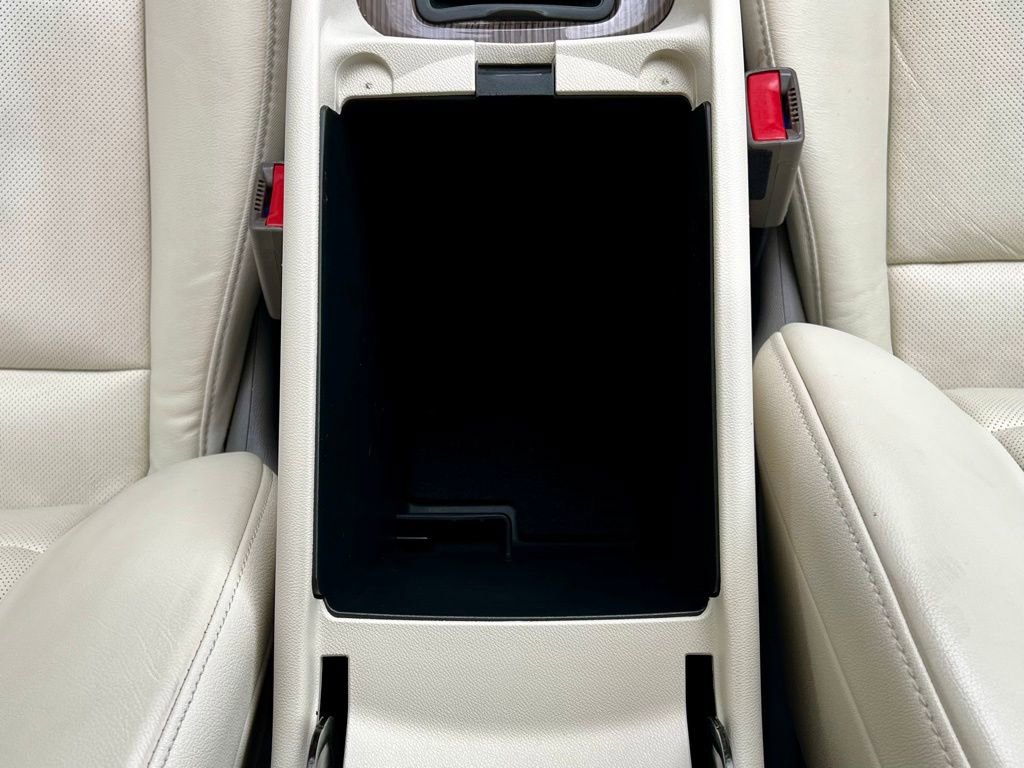 Used 2024 Chevrolet Malibu LT image 34