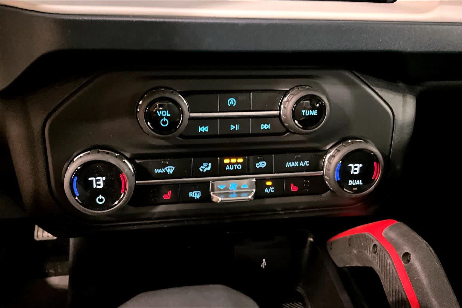 Used 2026 Ford Bronco Heritage Edition AWD/4WD image 27