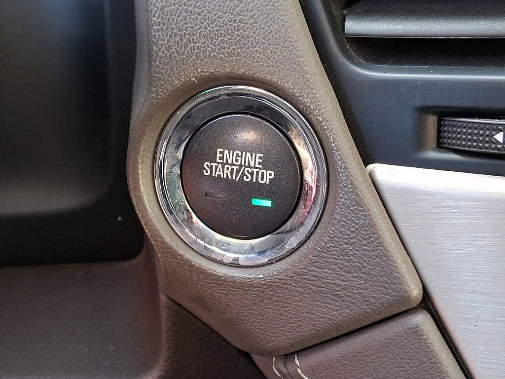 Used 2020 GMC Yukon Denali w/ Denali Ultimate Package image 23