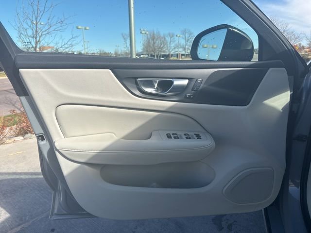 Used 2024 Volvo S60 B5 Plus image 13