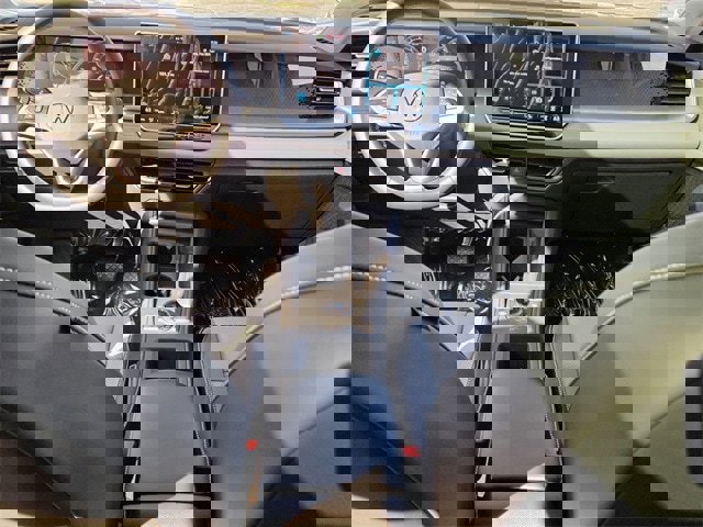 New 2026 Volkswagen Tiguan SE image 8