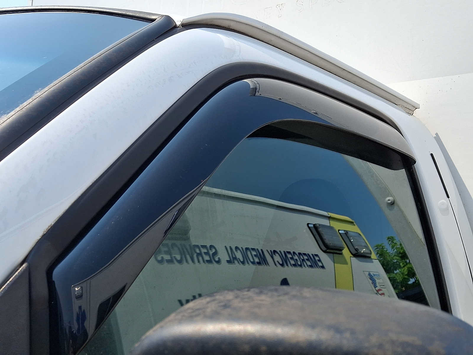 Used 2016 Chevrolet Express 3500 RWD image 24