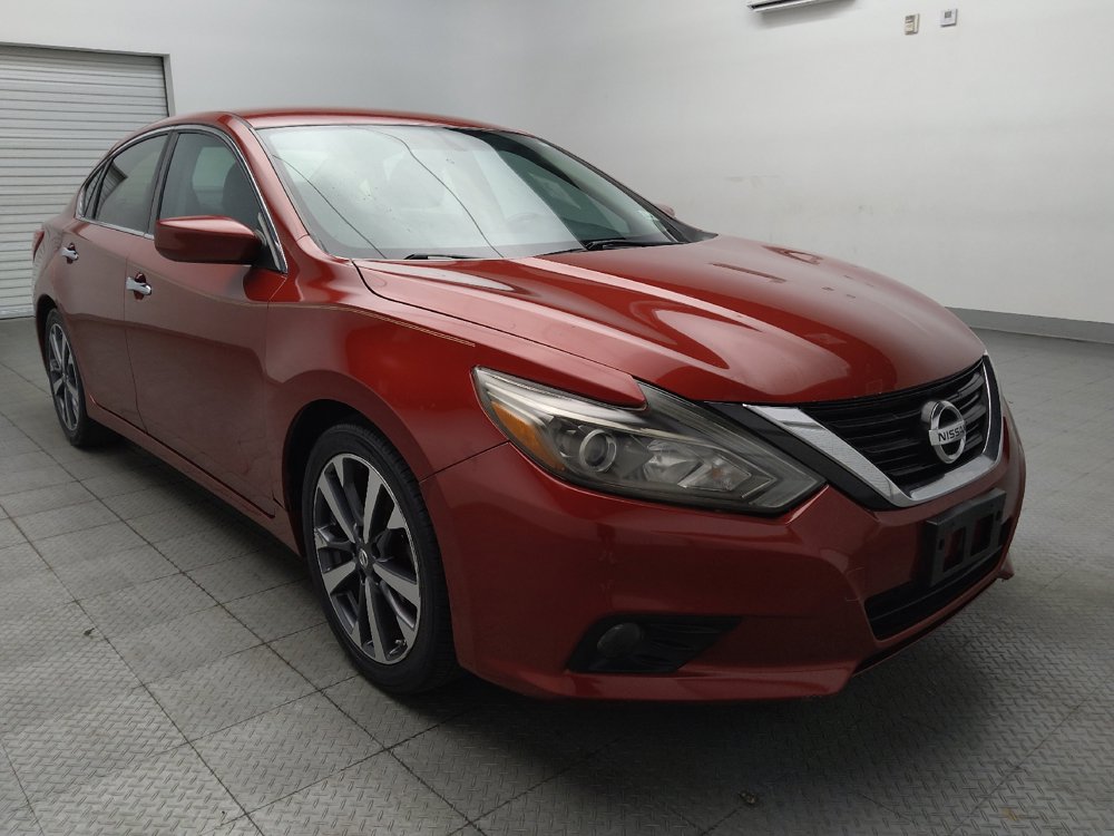 Used 2016 Nissan Altima 2.5 SR FWD image 13