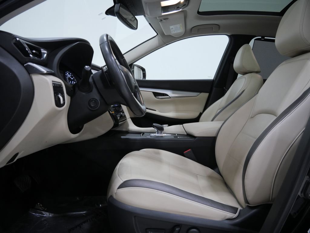 Used 2020 INFINITI QX50 Sensory w/ Proactive Package AWD/4WD image 13