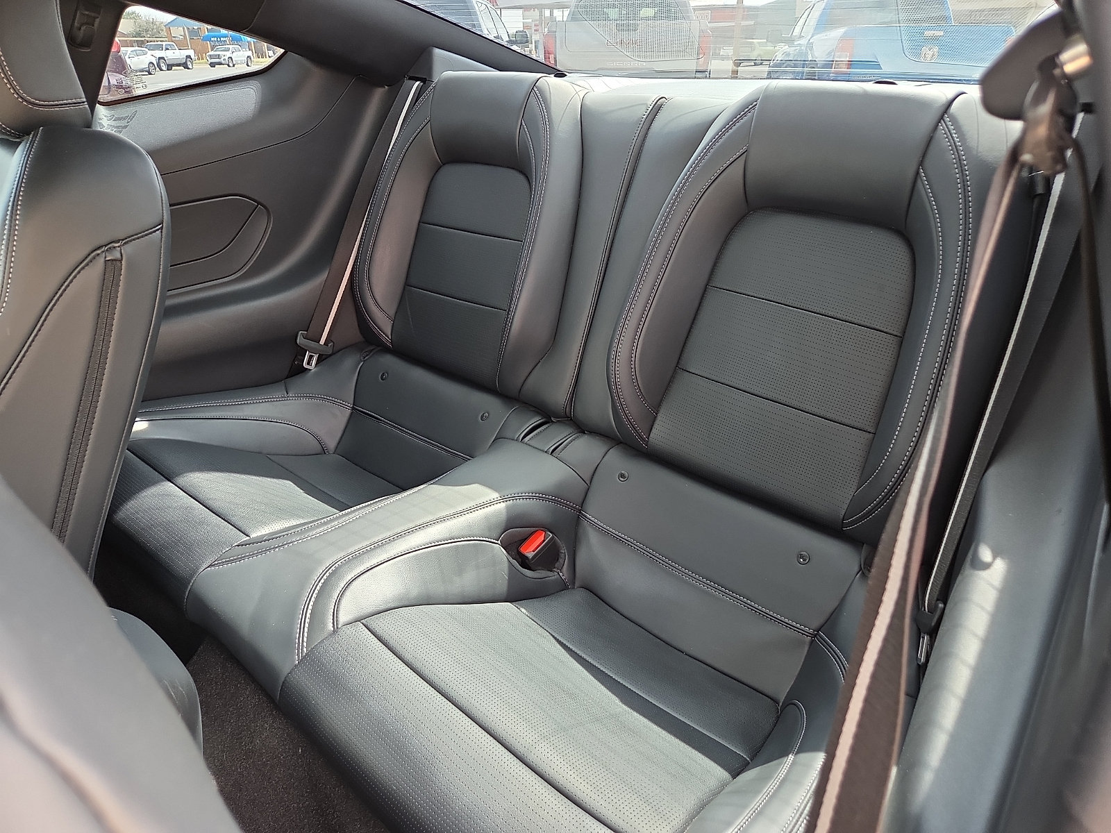 Used 2025 Ford Mustang GT Premium RWD image 13
