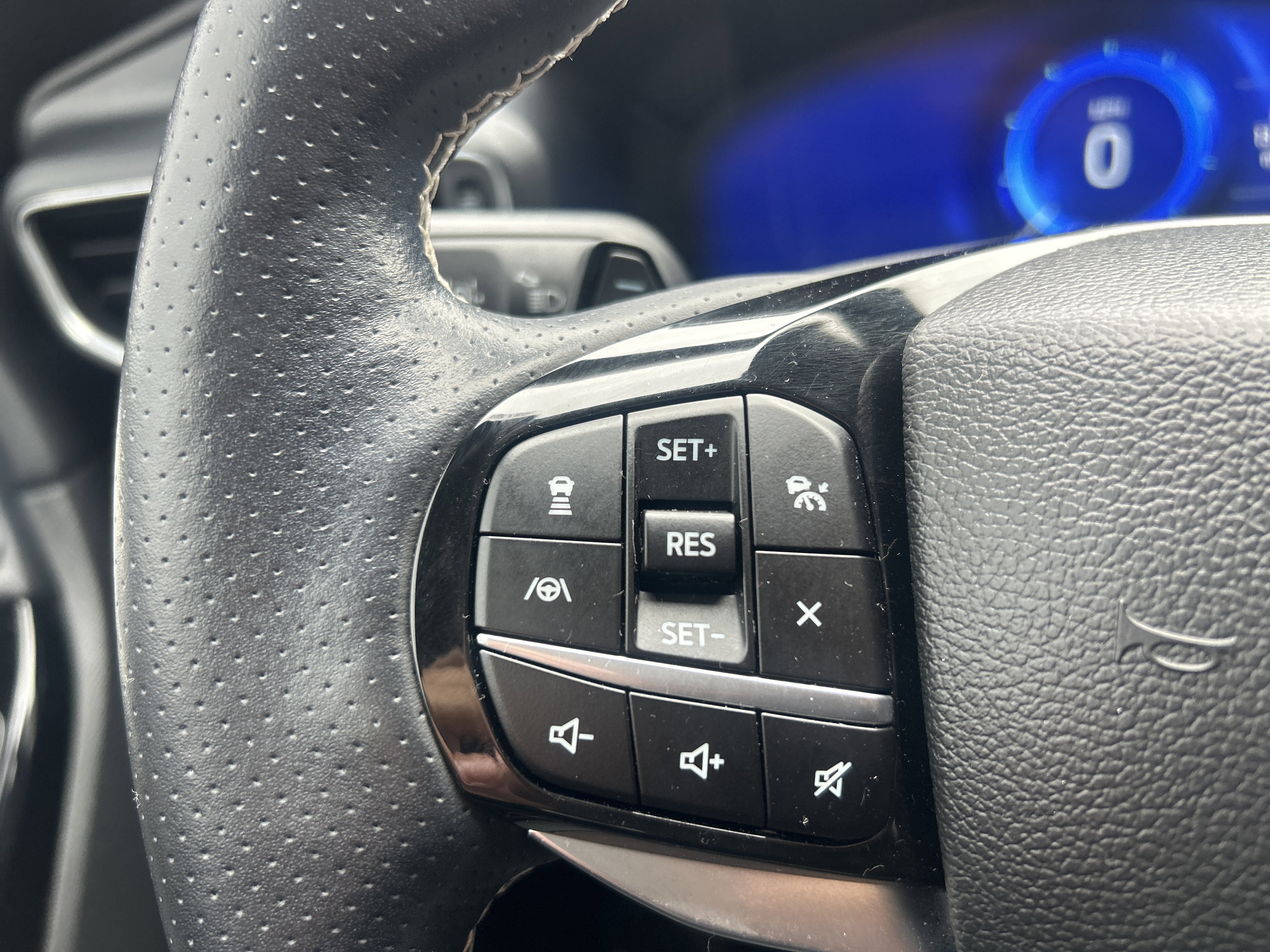 Certified 2022 Ford Explorer ST w/ Equipment Group 401A image 17