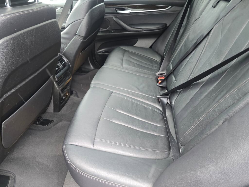 Used 2017 BMW X5 xDrive40e image 19