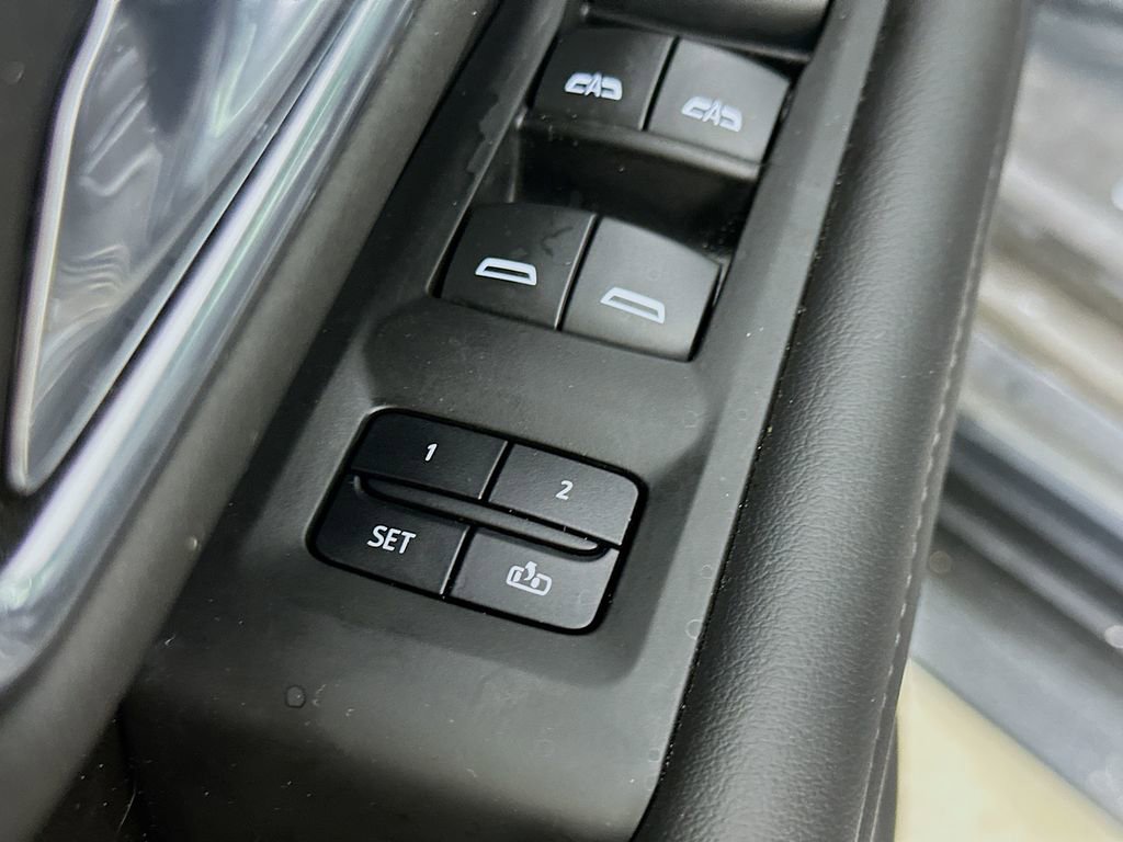 Used 2021 Chevrolet Tahoe LT RWD image 22