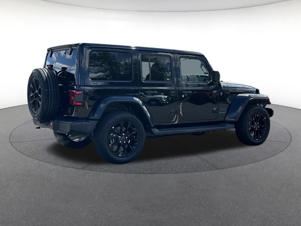 Certified 2025 Jeep Wrangler Unlimited Sahara AWD/4WD image 6