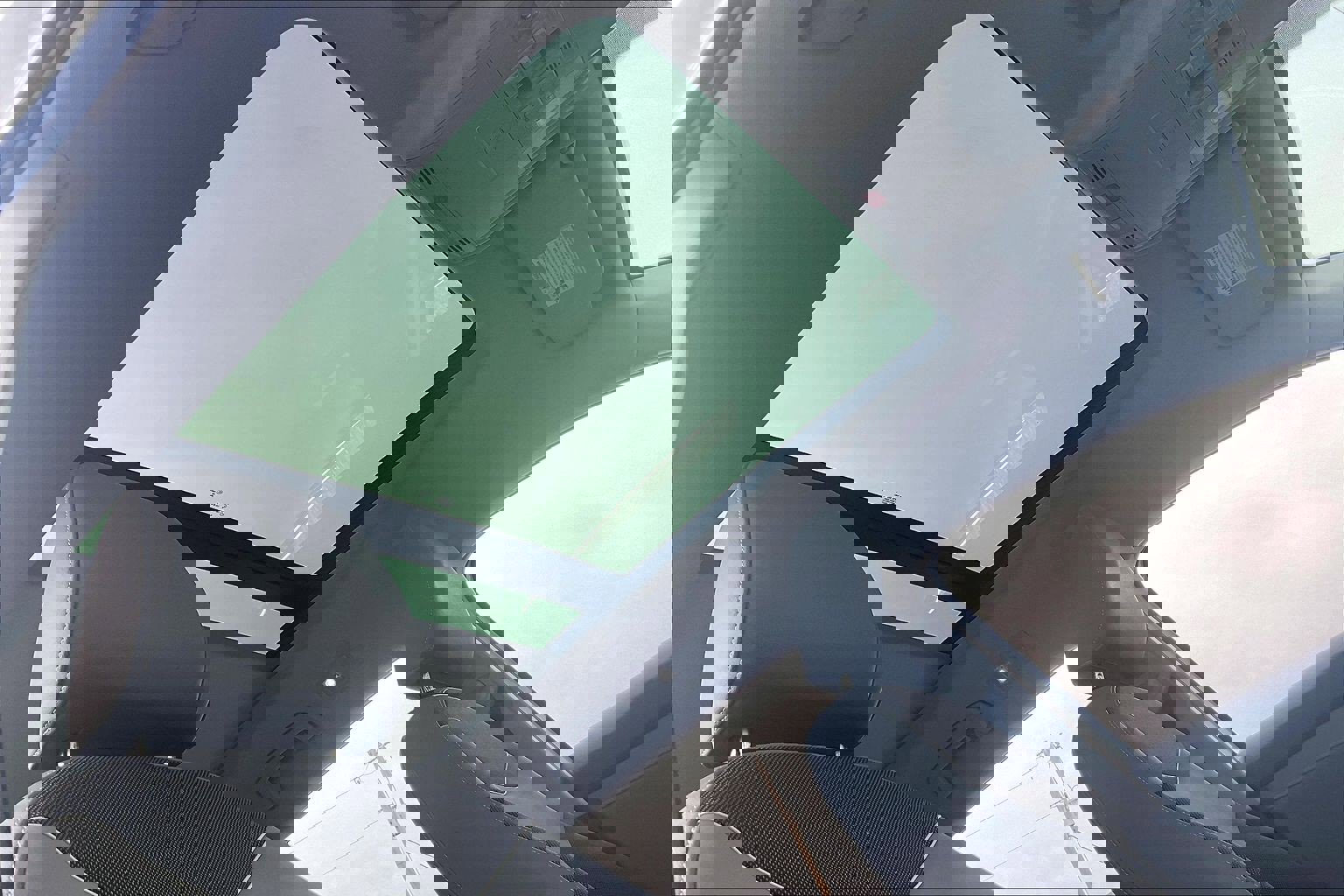 Used 2024 Volkswagen Taos SE image 27