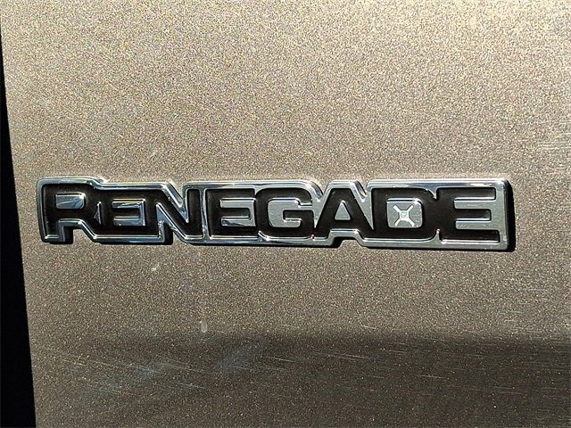Used 2021 Jeep Renegade Limited image 30