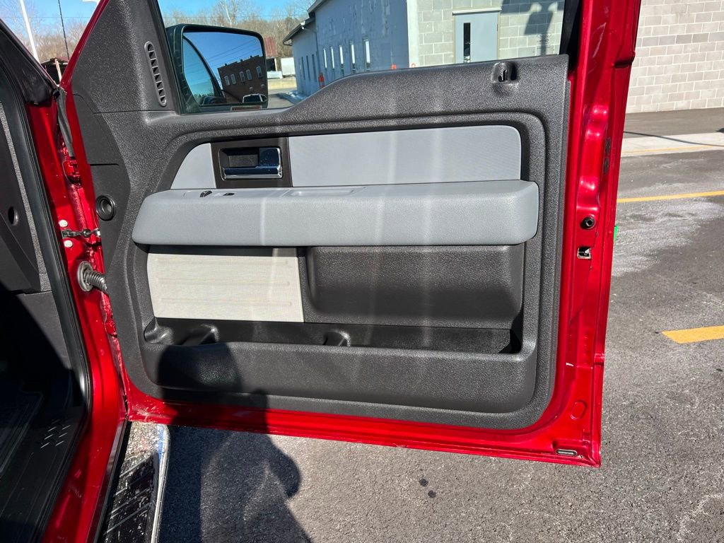 Used 2014 Ford F150 XLT w/ Equipment Group 302A Luxury image 19