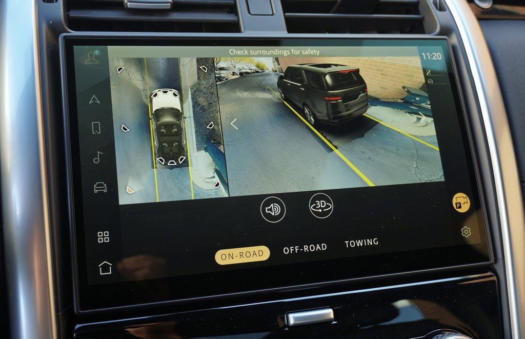 New 2025 Land Rover Discovery S image 25