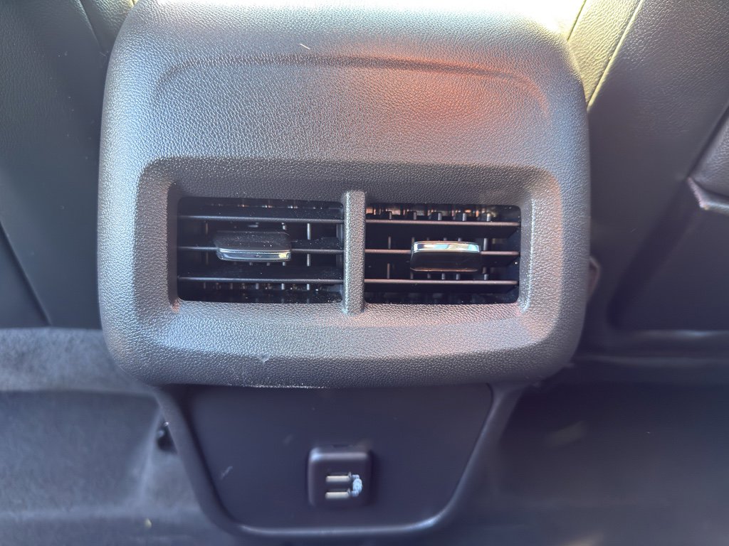 Used 2023 GMC Terrain AT4 w/ Tech Package image 32