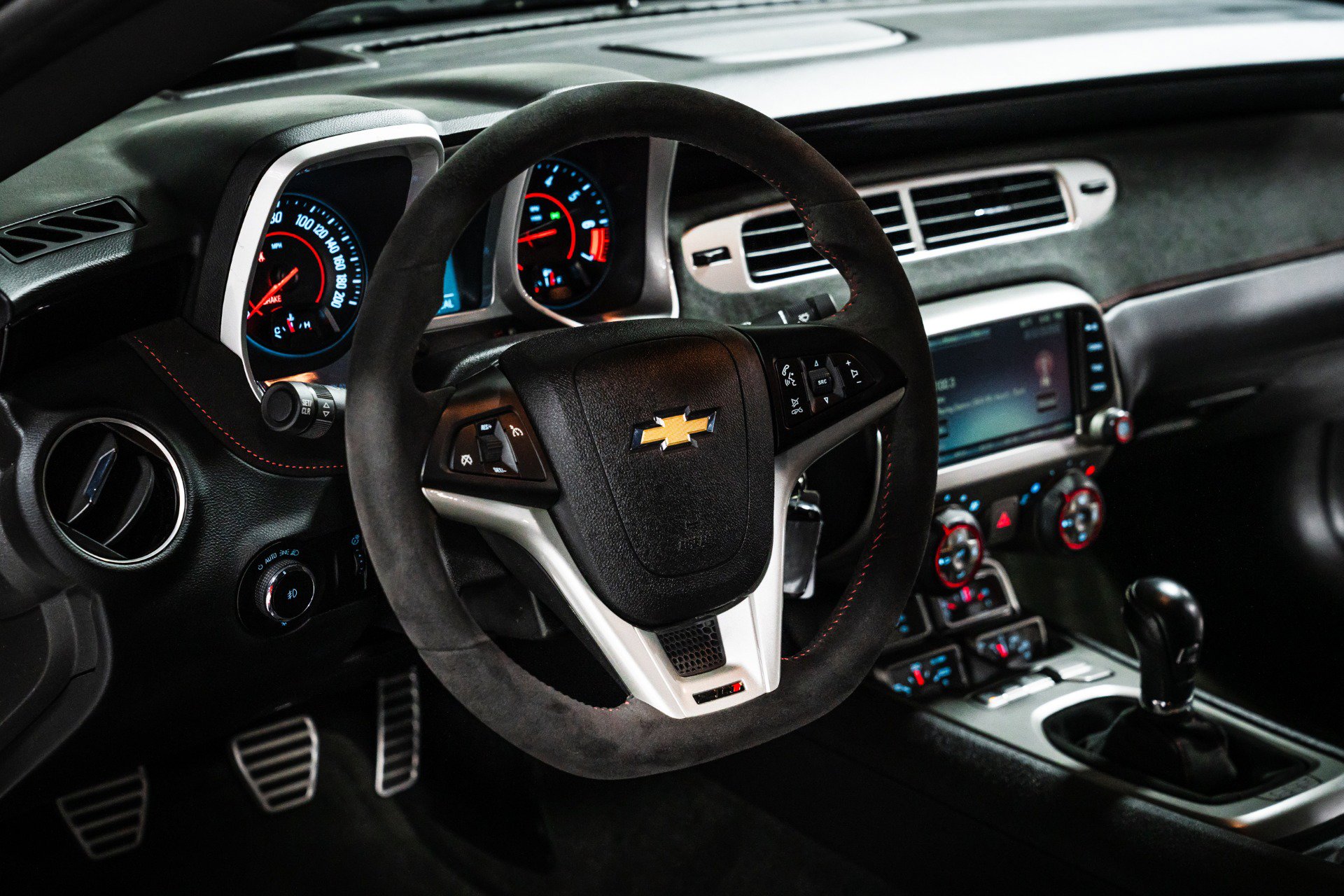 Used 2013 Chevrolet Camaro ZL1 RWD image 20