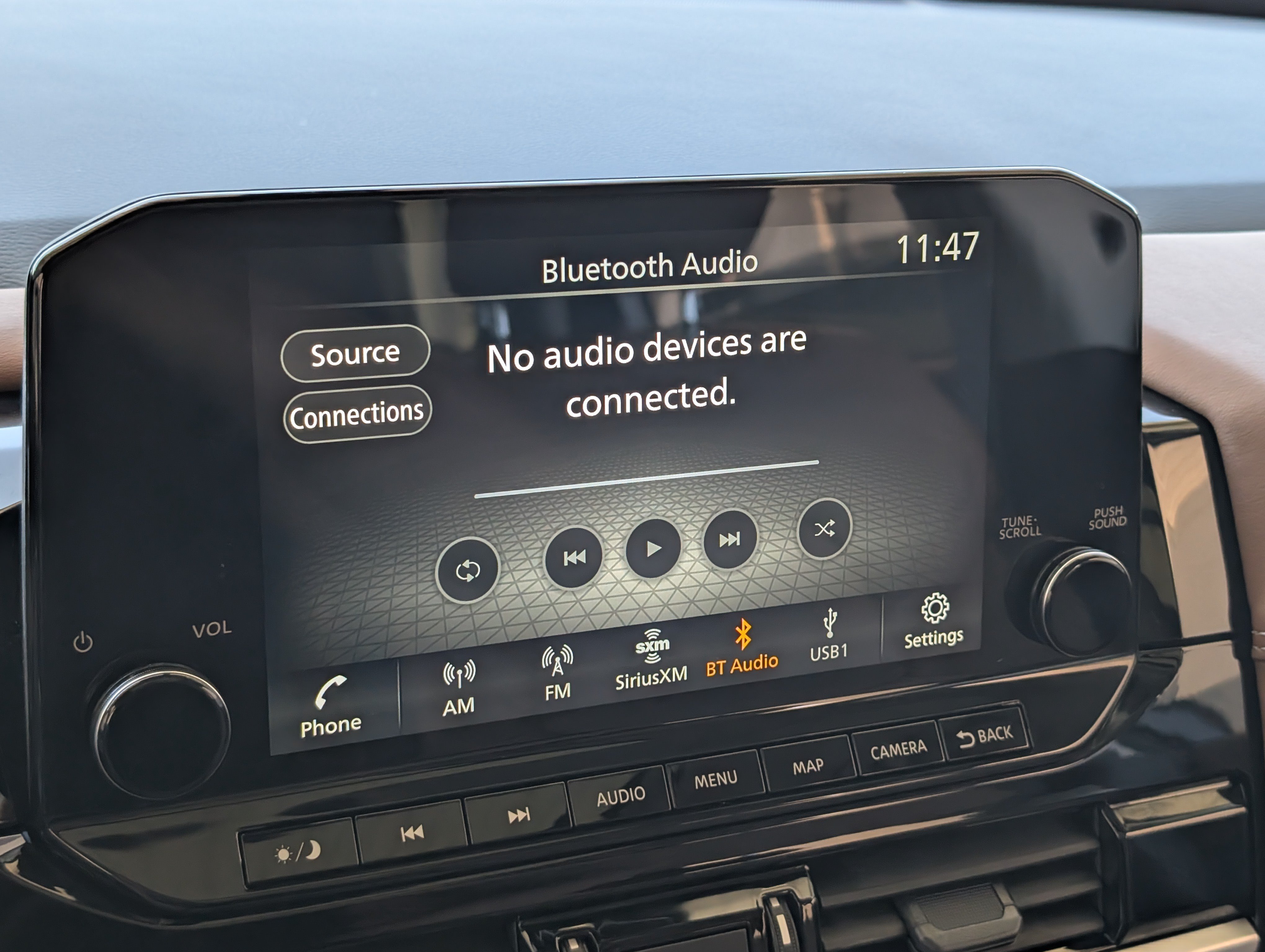 Used 2025 Nissan Pathfinder Platinum w/ Cargo Package FWD image 33