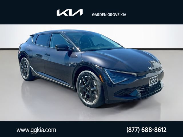New 2026 Kia EV6 Wind RWD image 1
