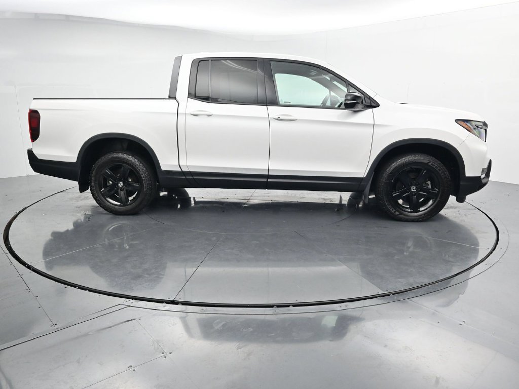 Used 2023 Honda Ridgeline Black Edition image 9