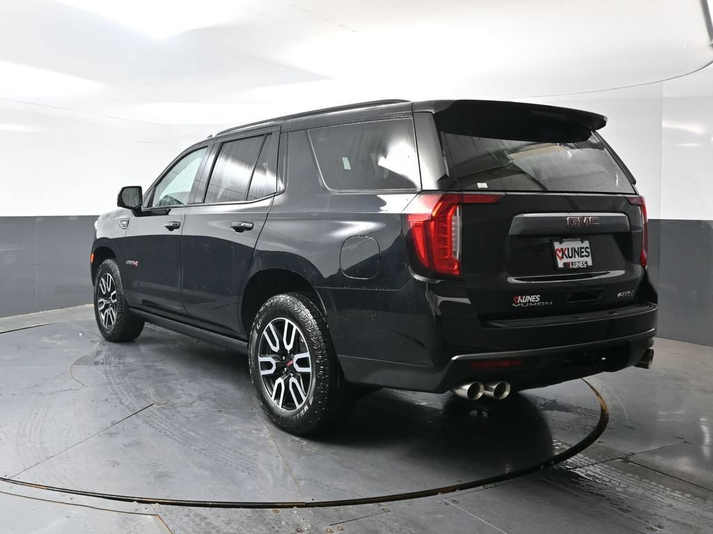 Used 2024 GMC Yukon AT4 w/ AT4 Premium Package AWD/4WD image 12