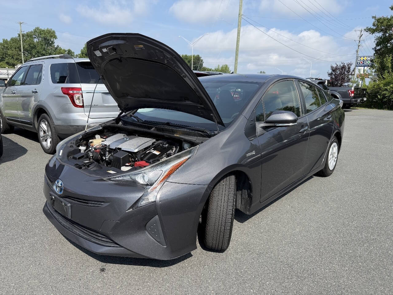 Used 2016 Toyota Prius Two FWD image 23