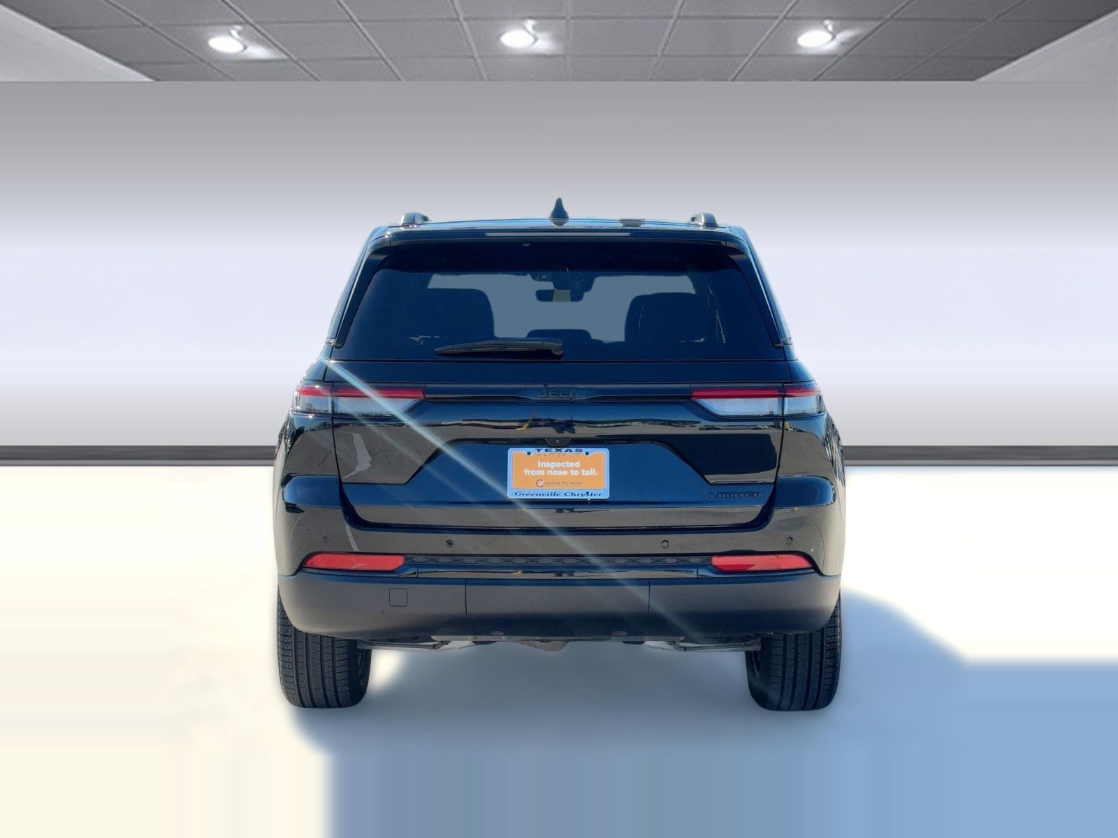 Used 2025 Jeep Grand Cherokee Limited w/ Black Appearance Package image 10