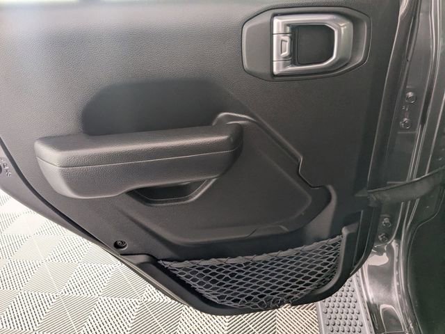 Used 2023 Jeep Wrangler Sport S image 25