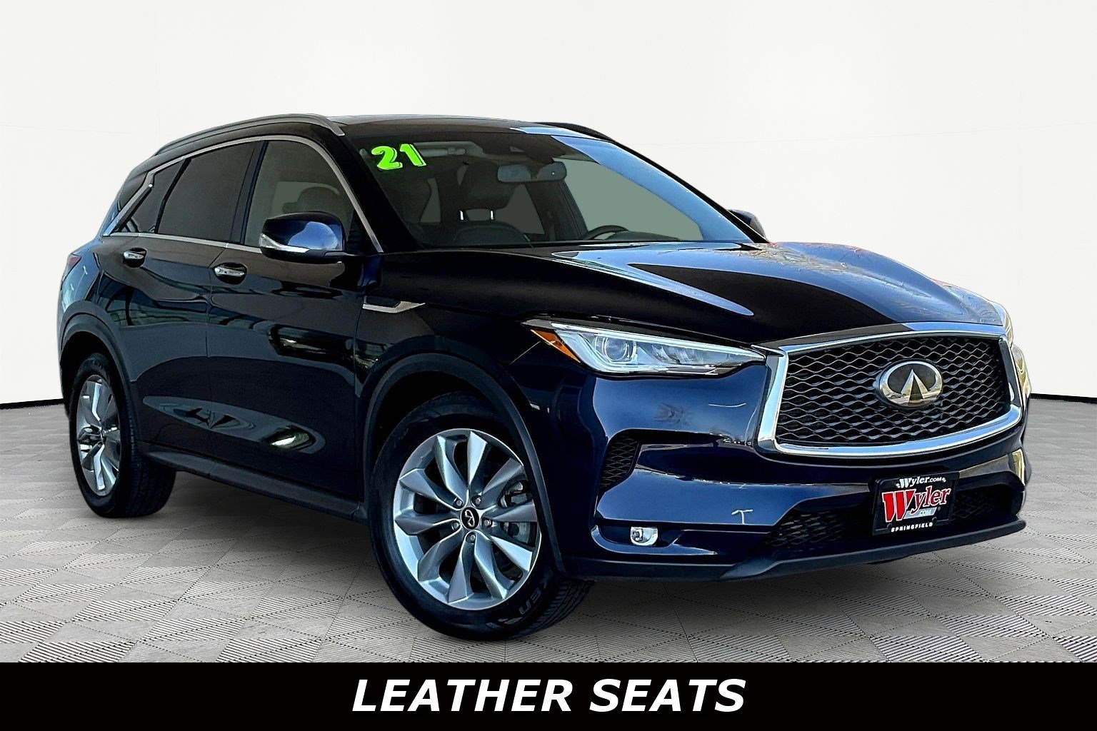 Used 2021 INFINITI QX50 Luxe FWD image 3