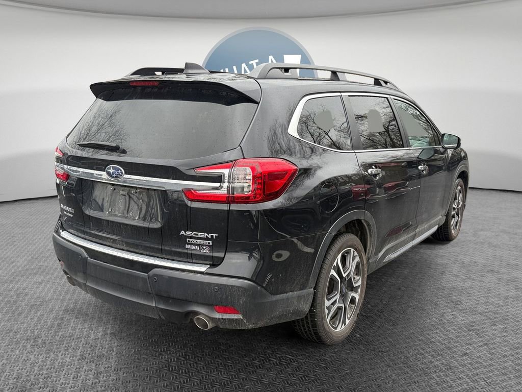 Used 2023 Subaru Ascent Touring image 3