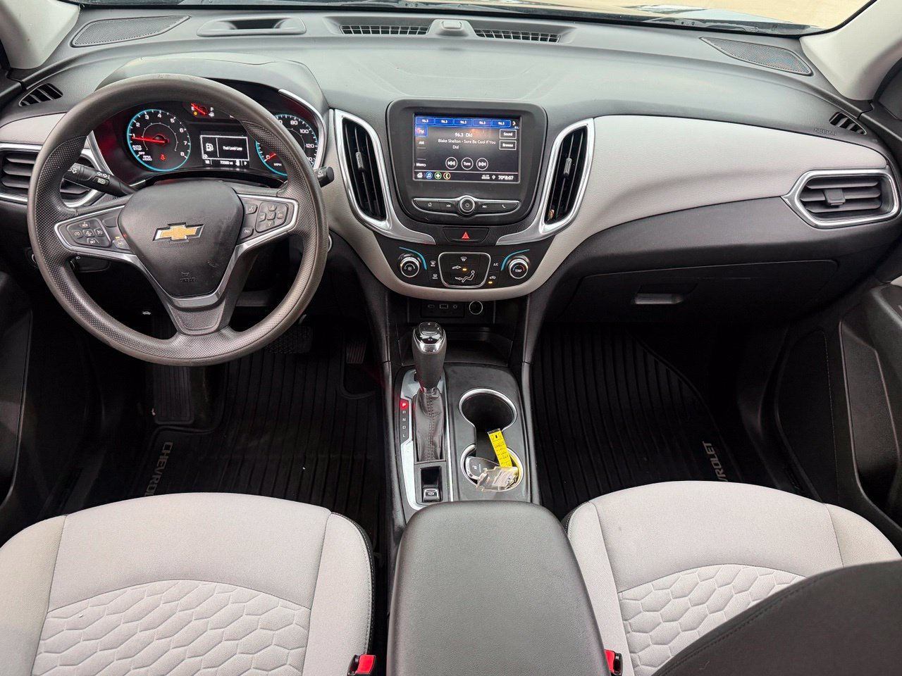 Used 2020 Chevrolet Equinox LS AWD/4WD image 12