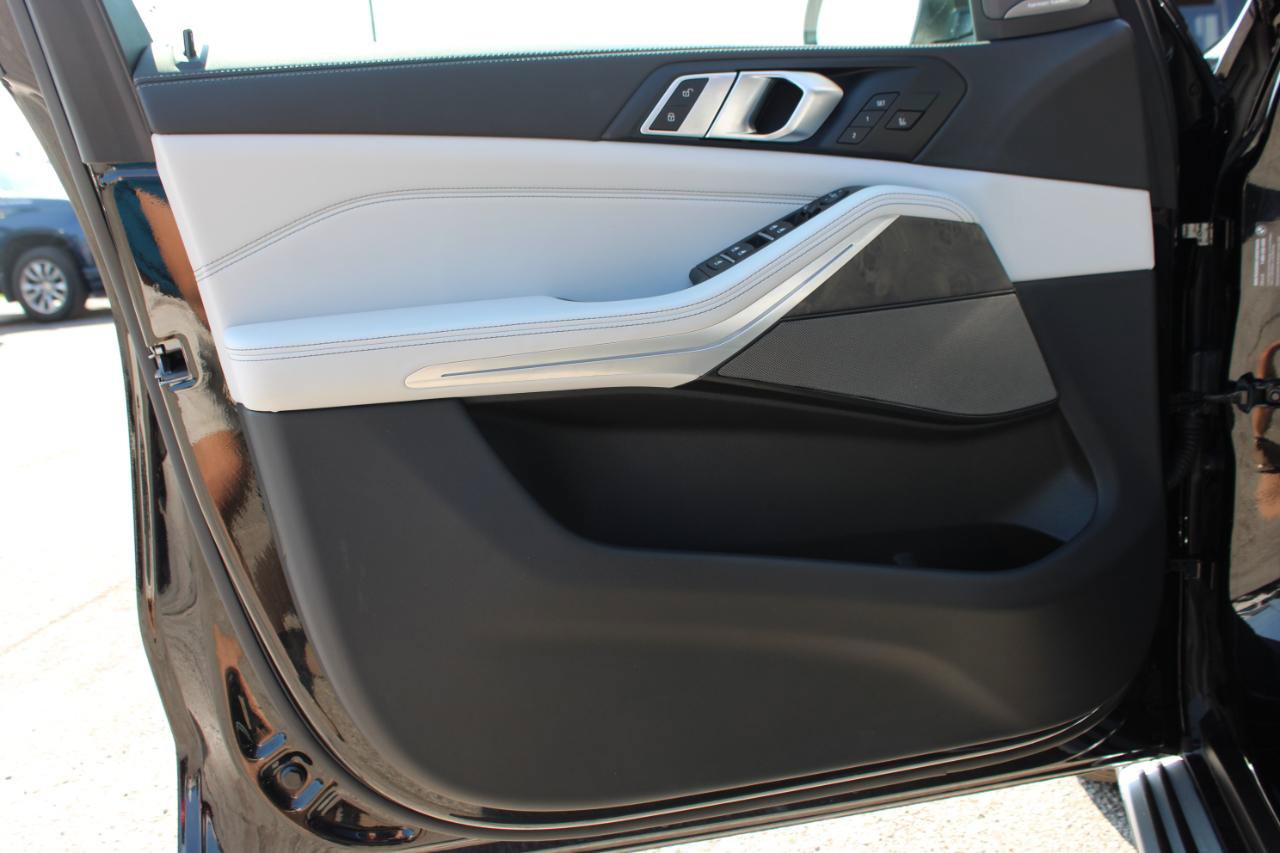 Used 2026 BMW X5 xDrive40i AWD/4WD image 15