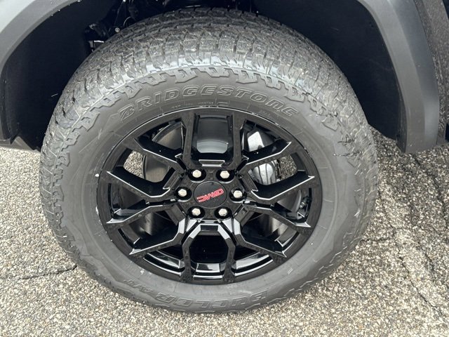 New 2026 GMC Canyon Denali w/ LPO, Denali Black Edition image 25