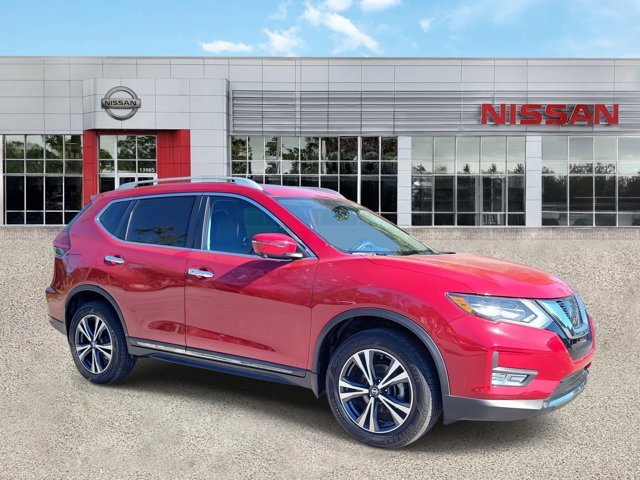 Used 2017 Nissan Rogue SL w/ SL Premium Package image 2