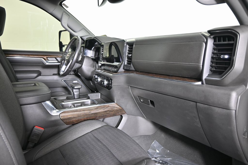 Used 2022 GMC Sierra 1500 Elevation w/ Preferred Package image 15