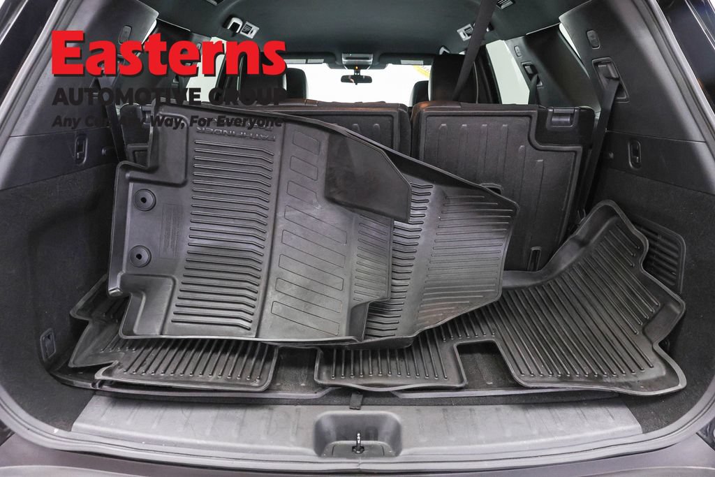 Used 2023 Nissan Pathfinder Rock Creek AWD/4WD image 9