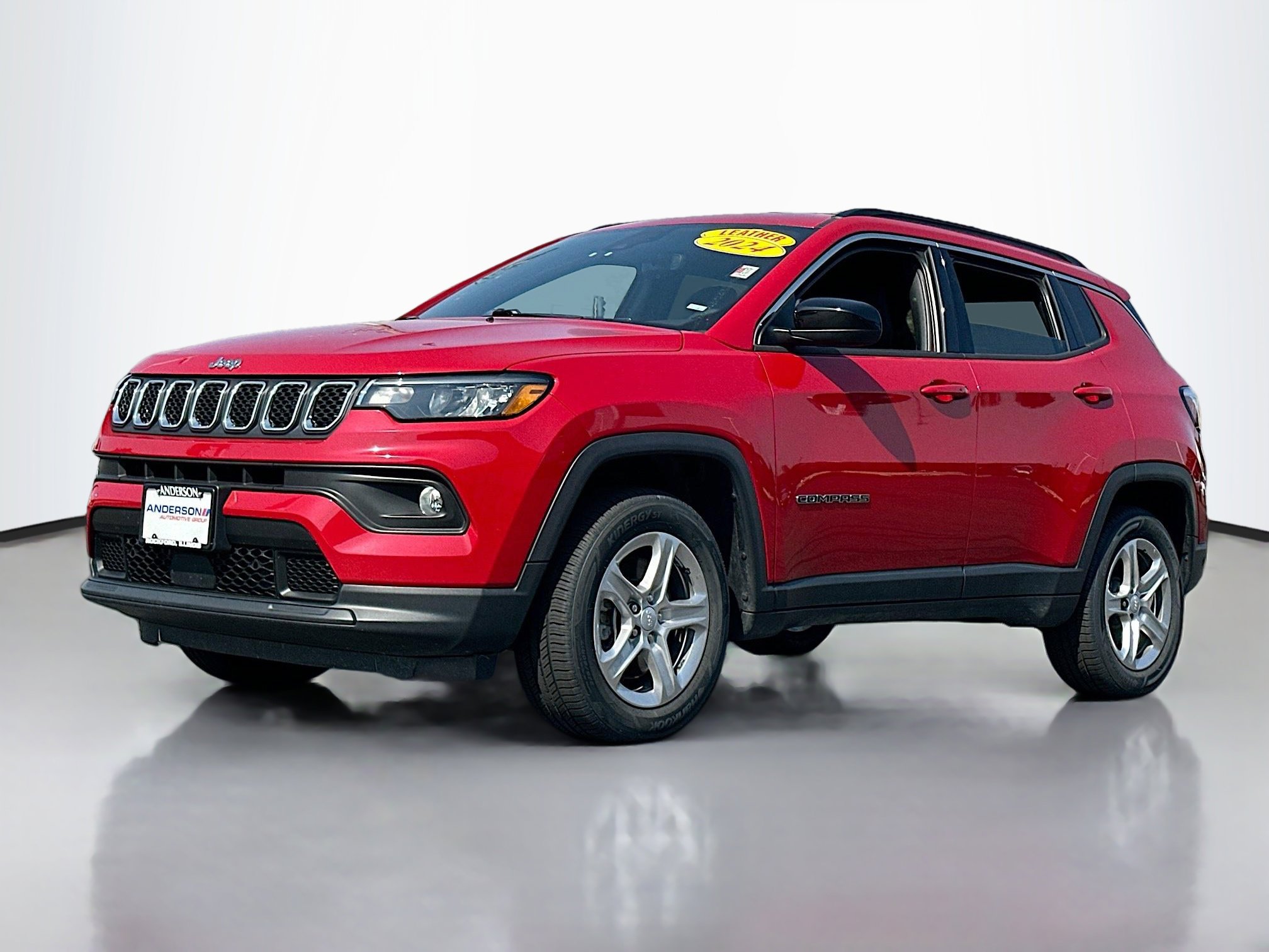 Used 2024 Jeep Compass Latitude image 13