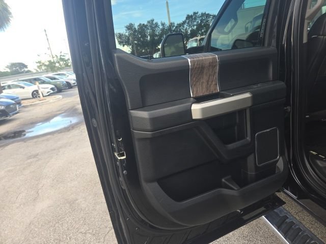 Used 2019 Ford F250 Lariat w/ Chrome Package AWD/4WD image 20