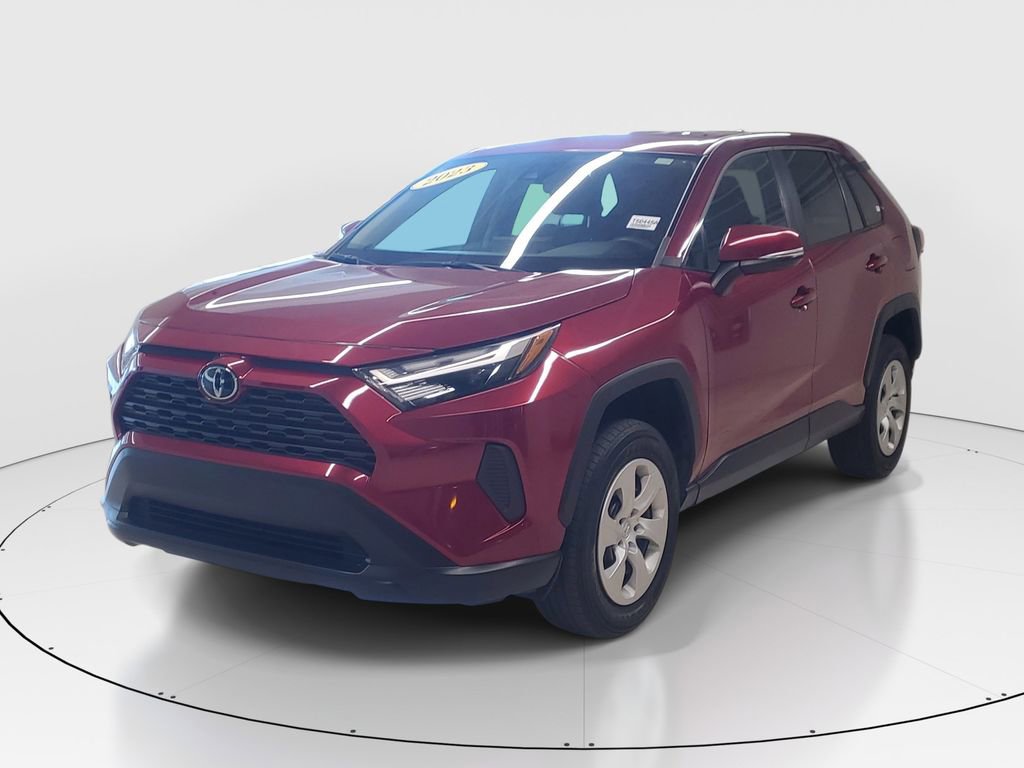Used 2023 Toyota RAV4 LE image 3