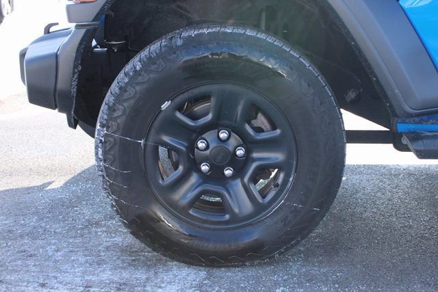 Used 2025 Jeep Wrangler Sport image 34